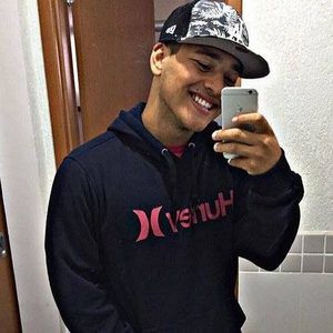 Meet your Posher, Leonardo